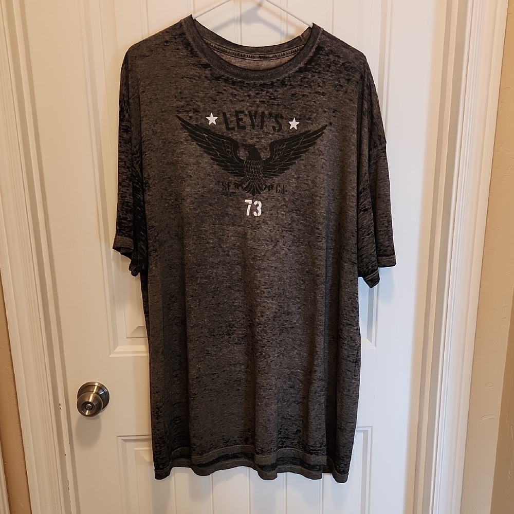 Levi's Charcoal Graphic Tee for Men